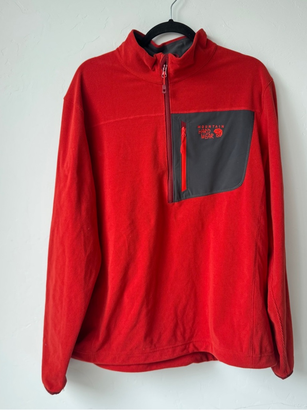Mountain Hardware Red Sweater Men’s Size XL